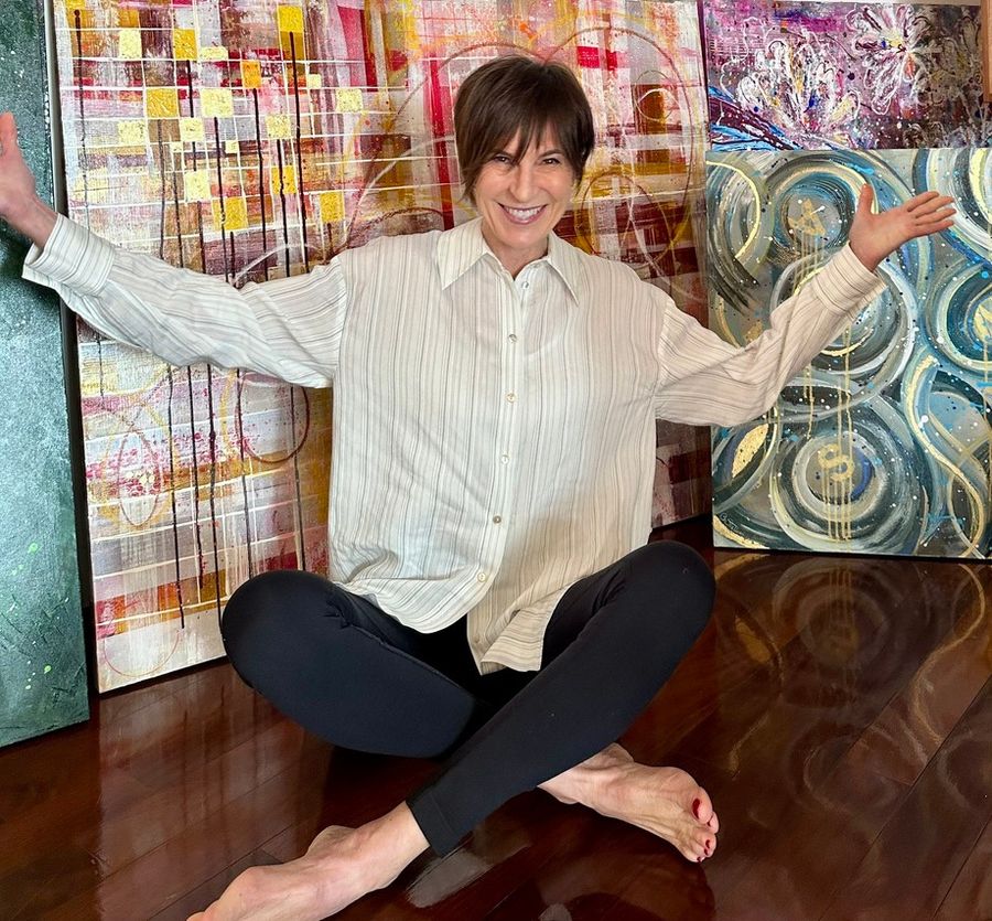 Cristina Stellini fra le sue opere